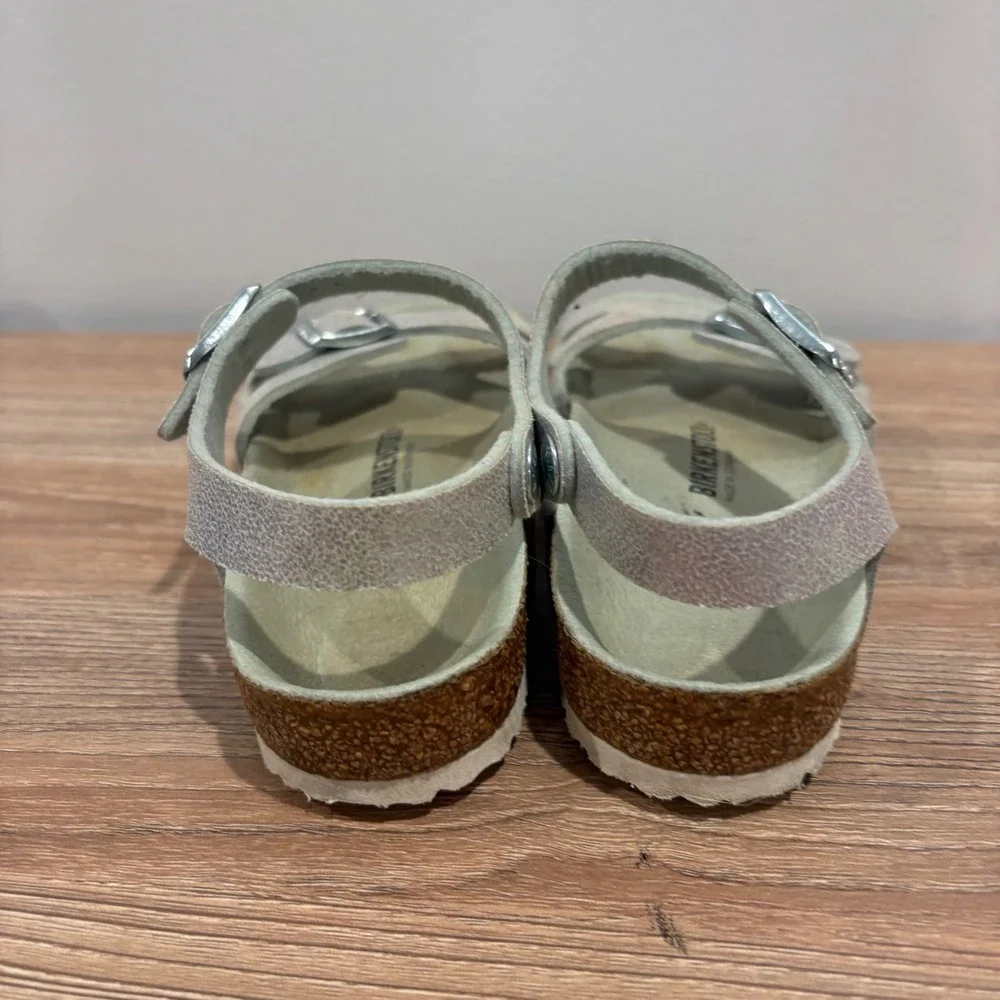Birkenstock Rio Iridescent Sandals Kids Silver 32 Buckle Strap Cork Footbed